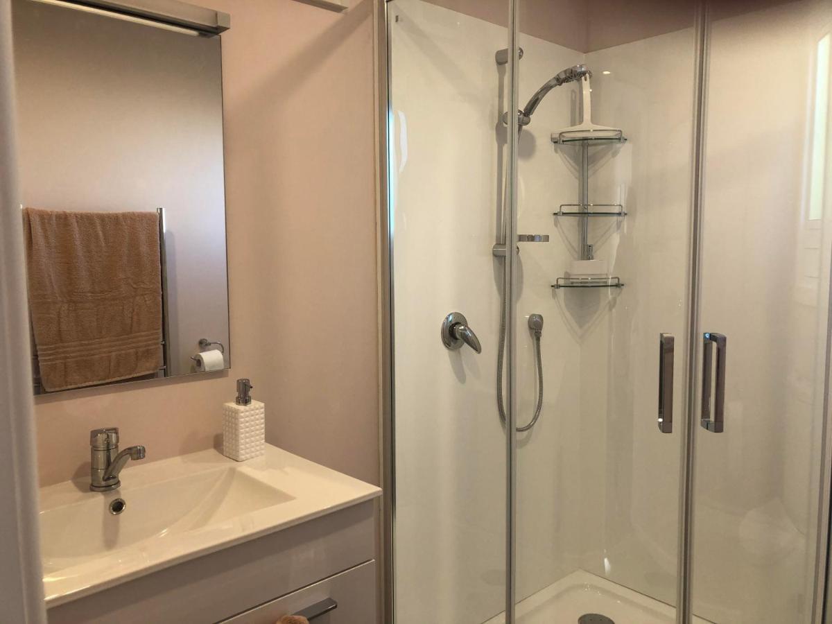 Allie'S Hill Top Haven Bed & Breakfast Whanganui Bagian luar foto